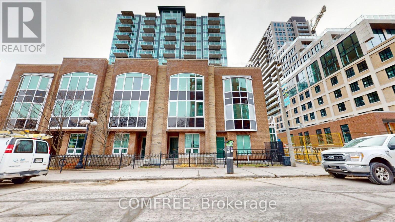 709 - 134 York Street