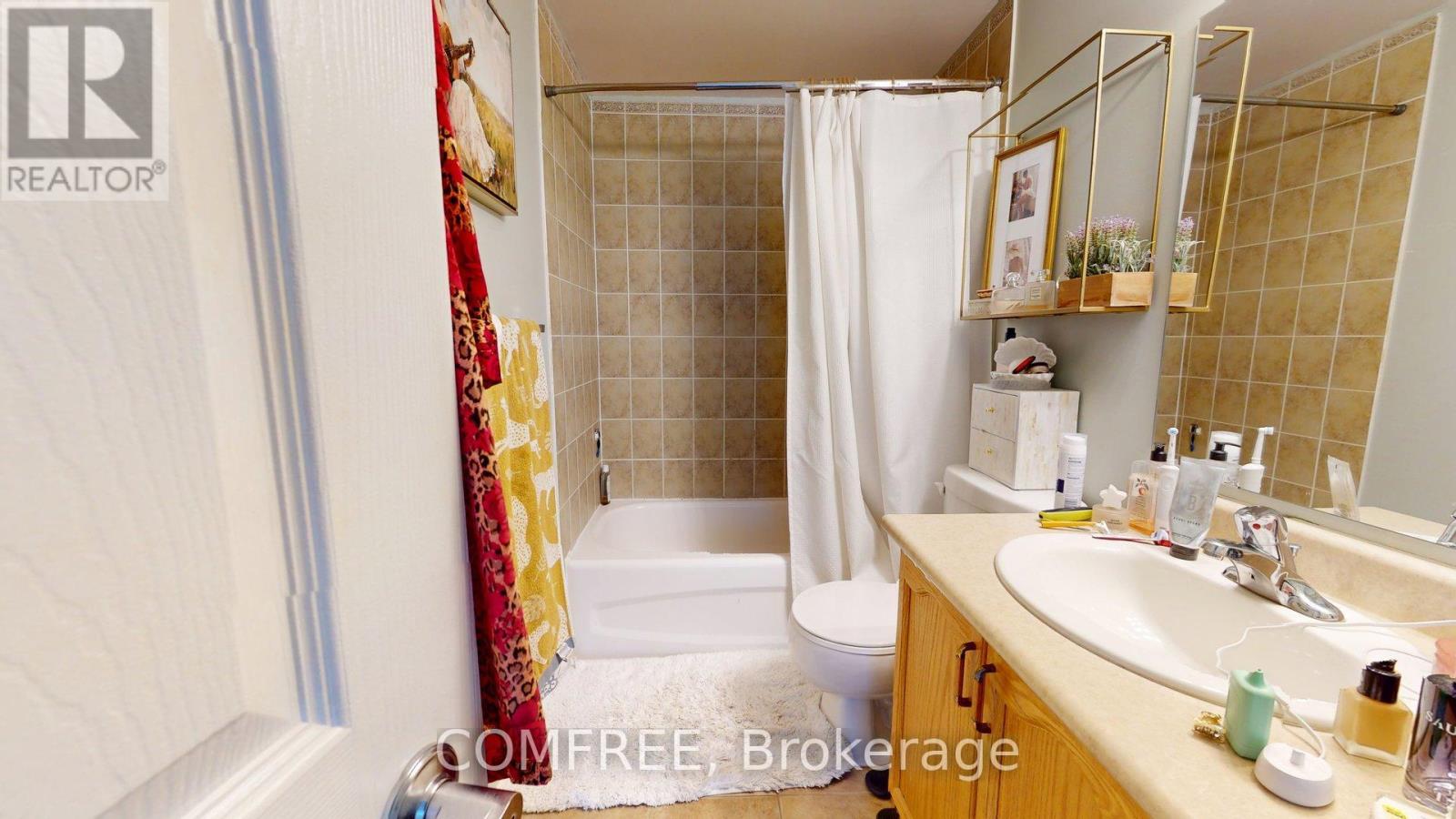 709 - 134 York Street