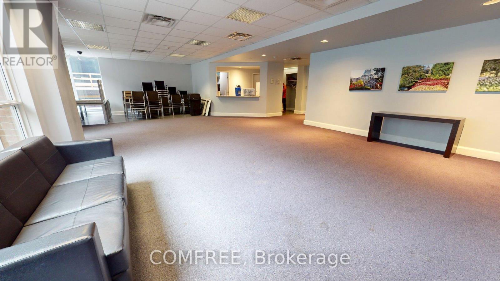 709 - 134 York Street