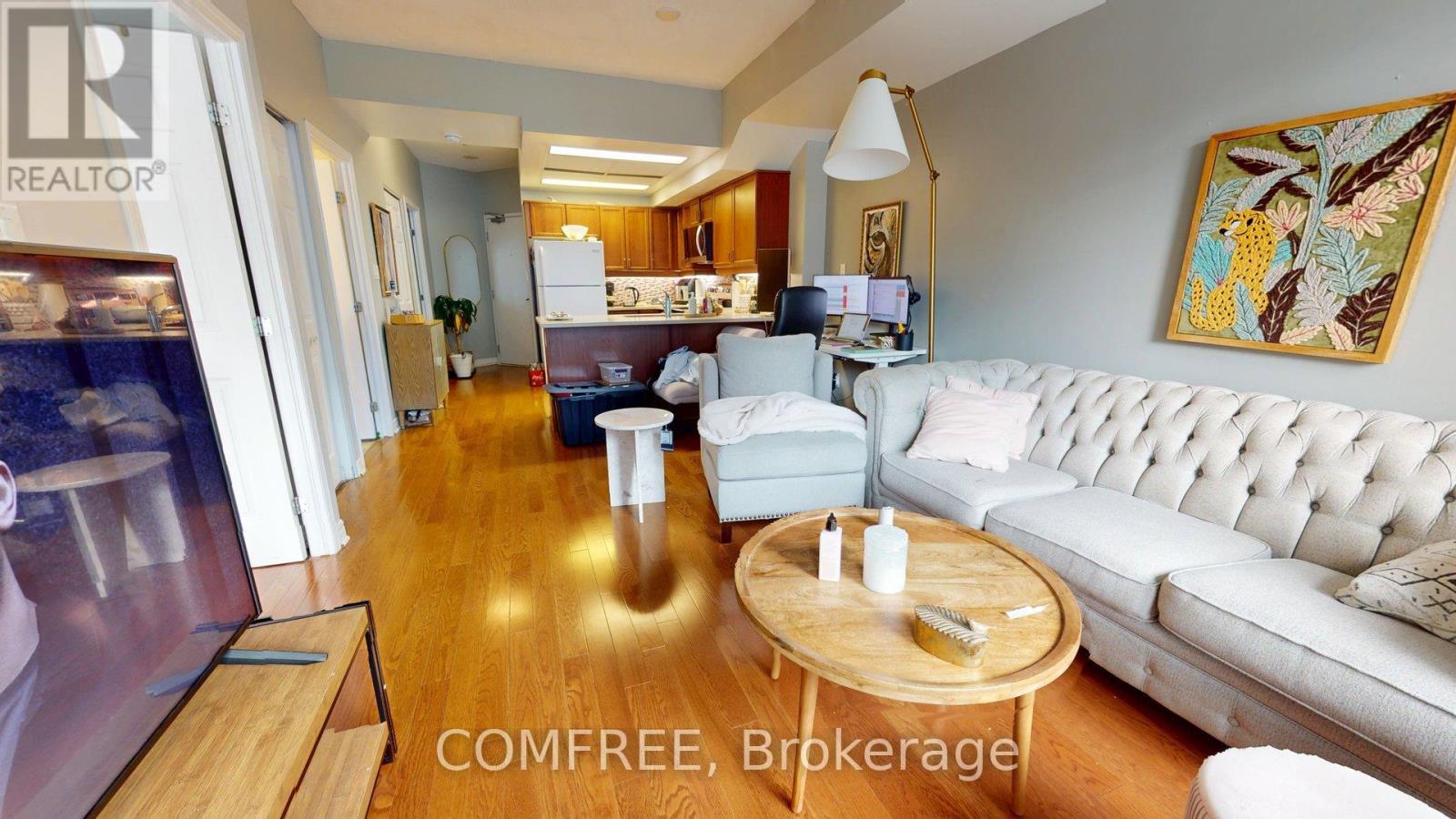 709 - 134 York Street