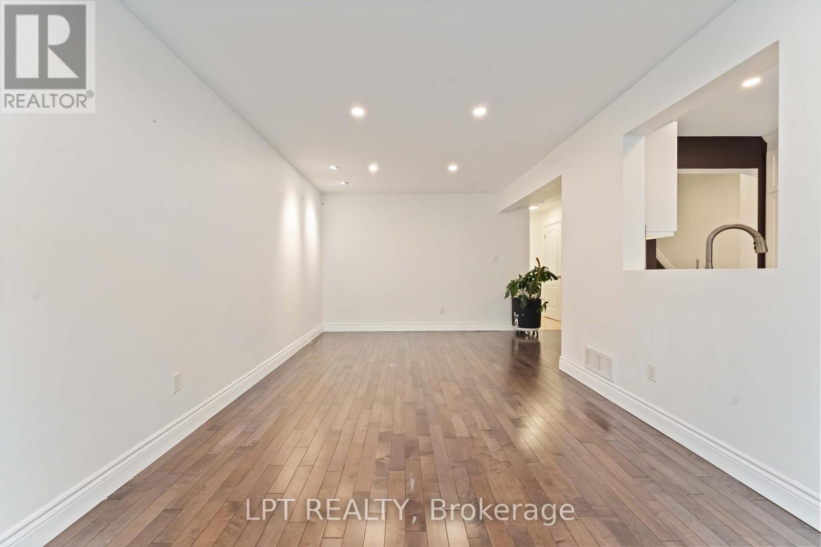 213 Idlewild Private