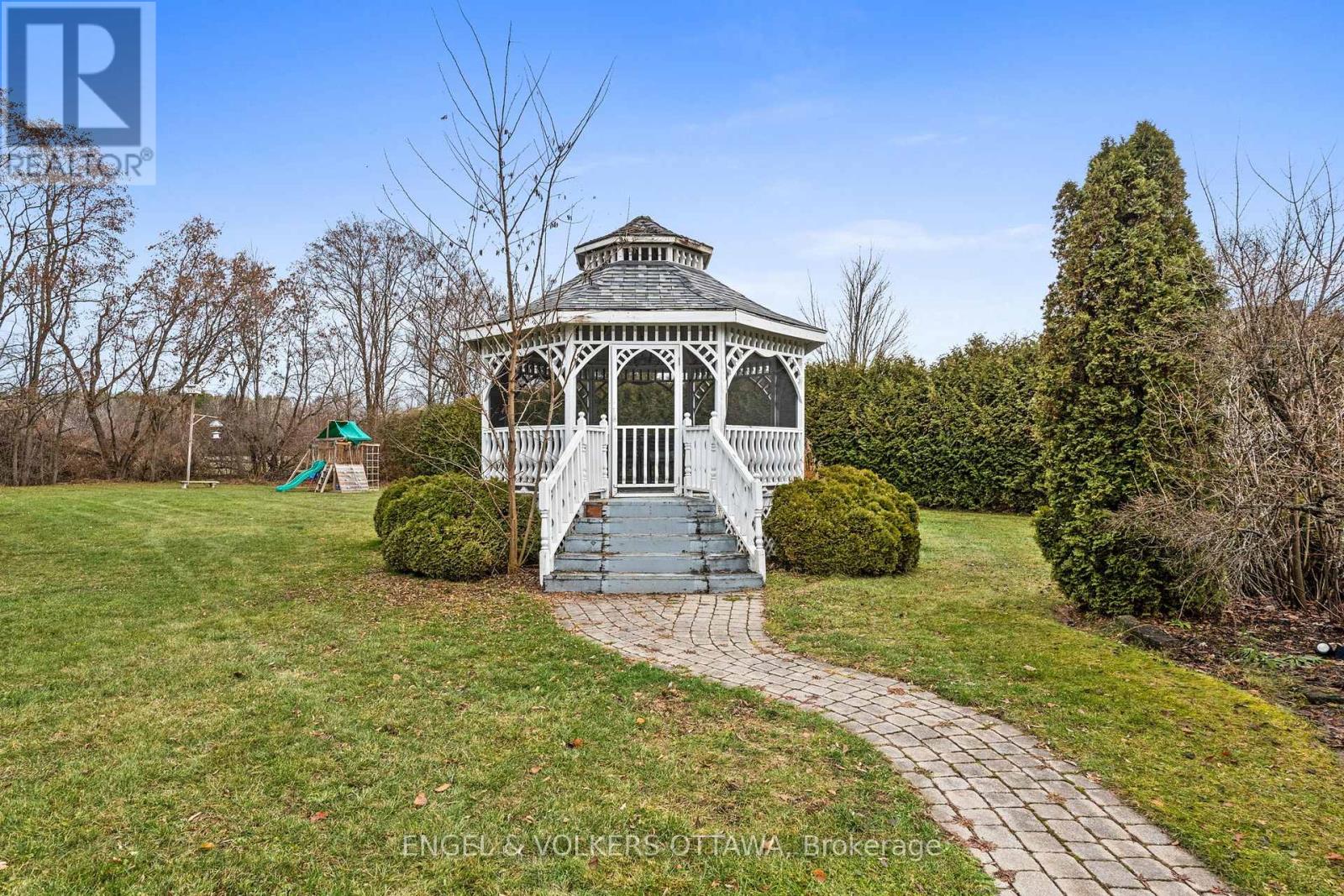 2410 Concession Road