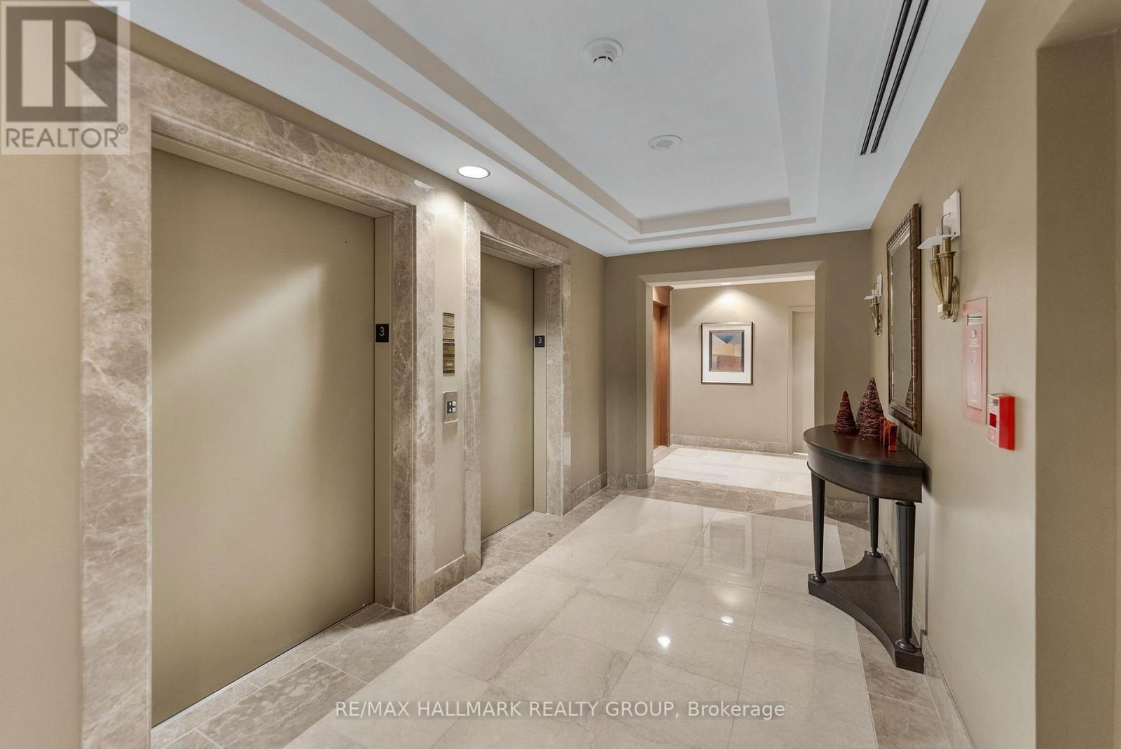 305 - 3590 Rivergate Way