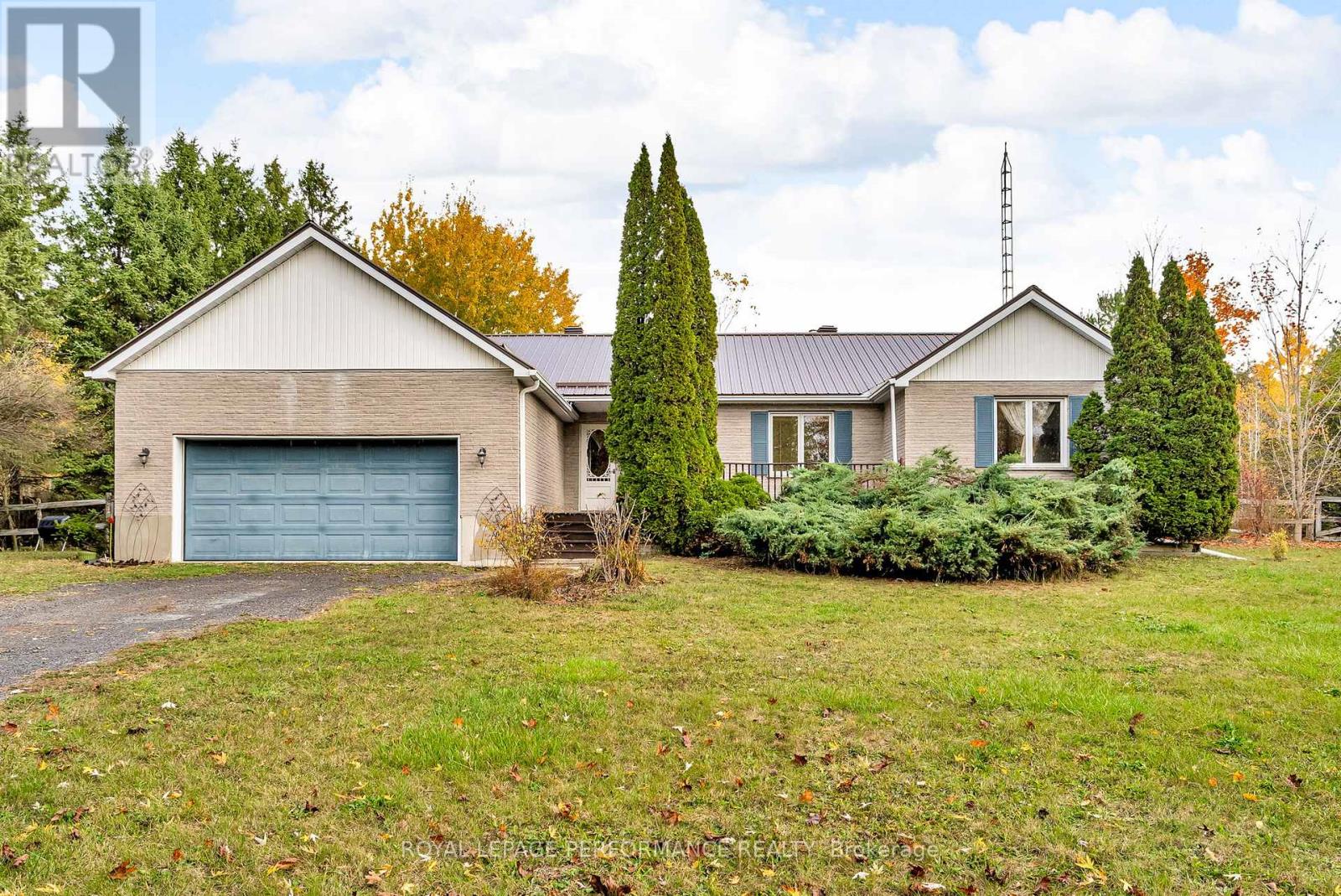 3781 Delorme Crescent