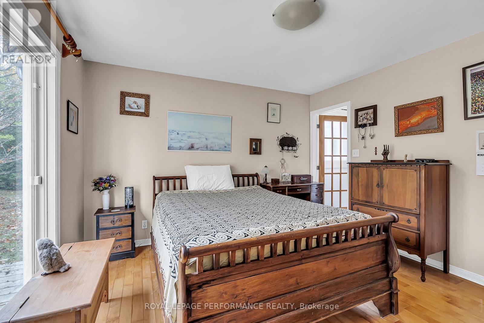 3781 Delorme Crescent