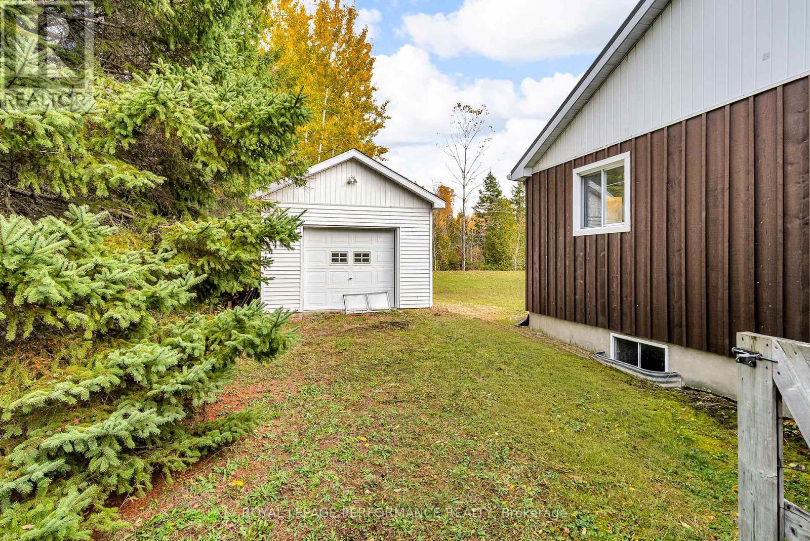 3781 Delorme Crescent