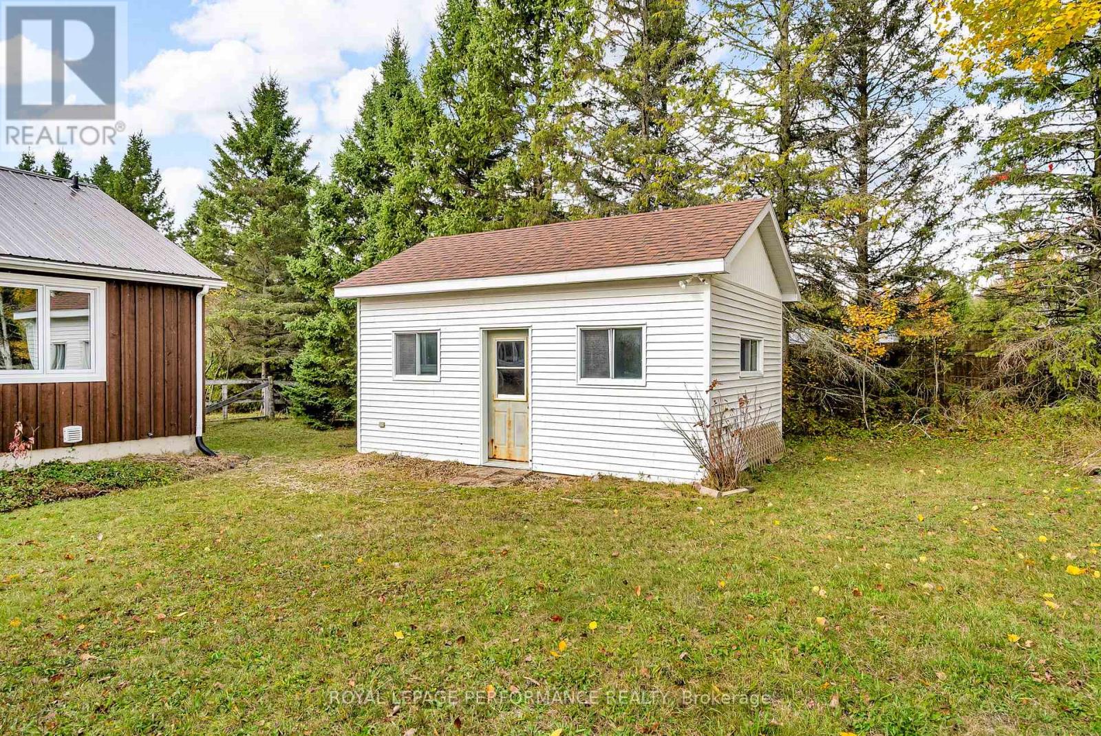 3781 Delorme Crescent