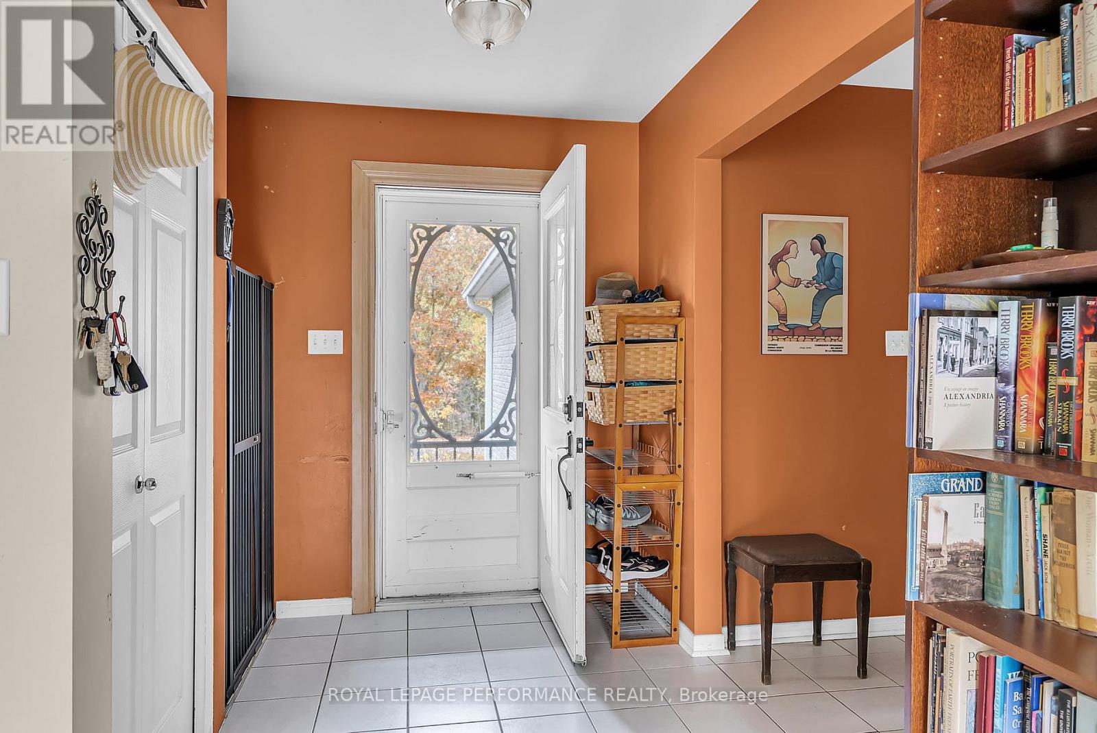 3781 Delorme Crescent