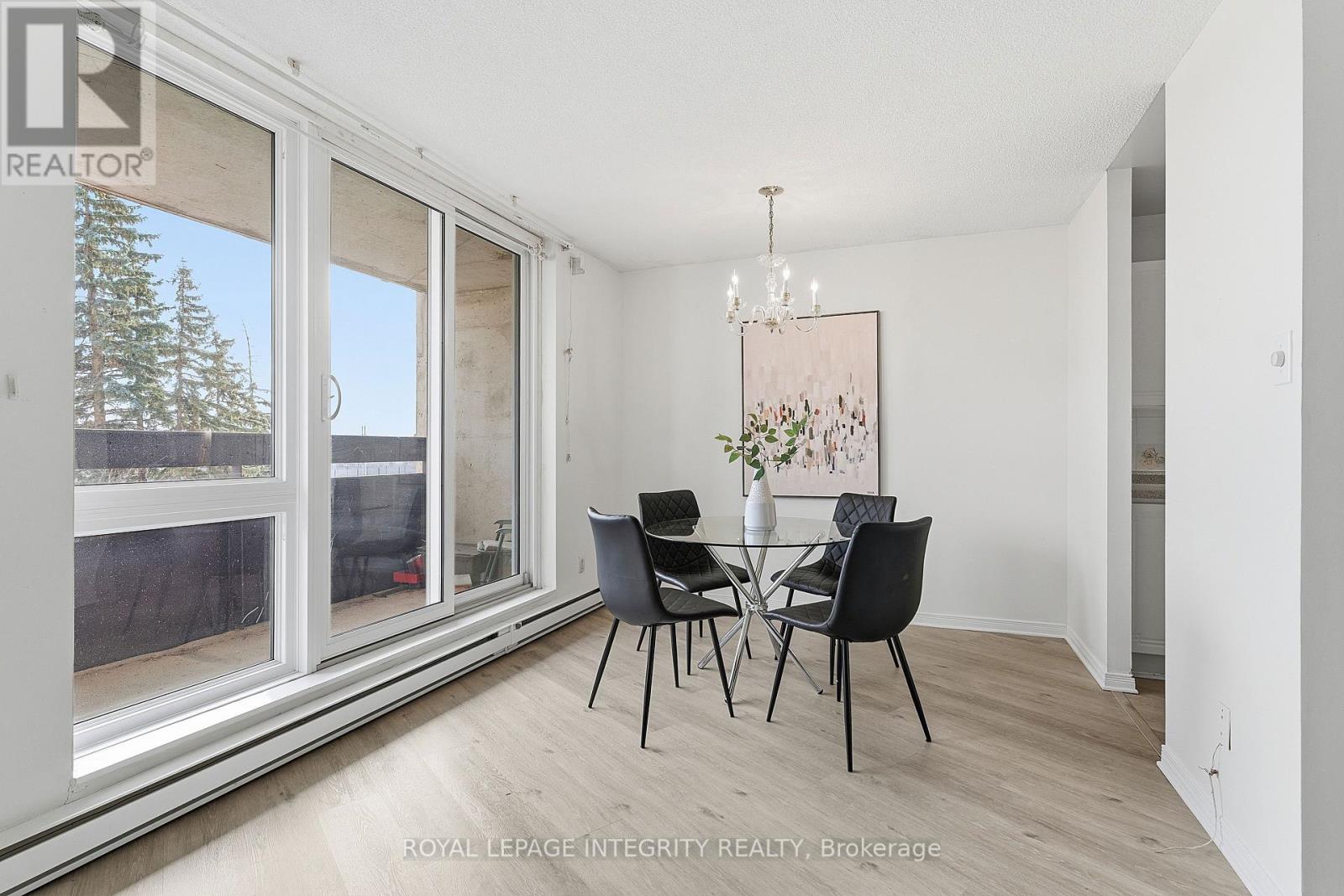 401 - 2000 Jasmine Crescent