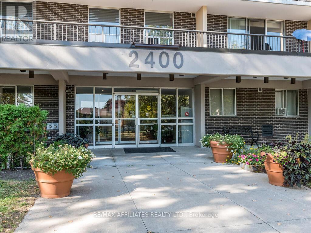 709 - 2400 Virginia Drive