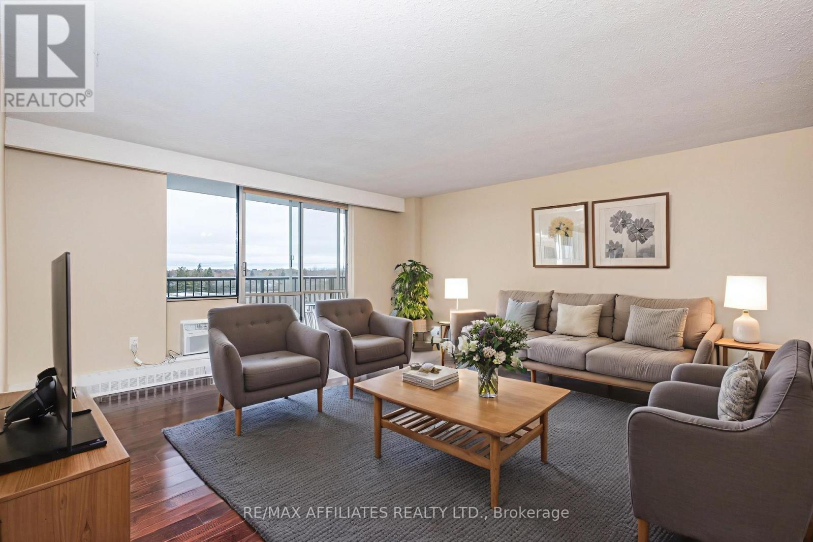 709 - 2400 Virginia Drive