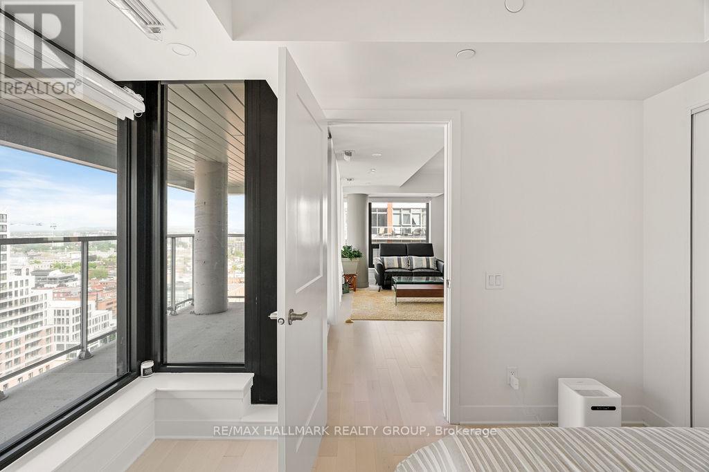 2102 - 180 George Street