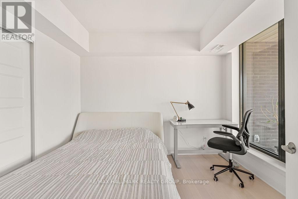 2102 - 180 George Street