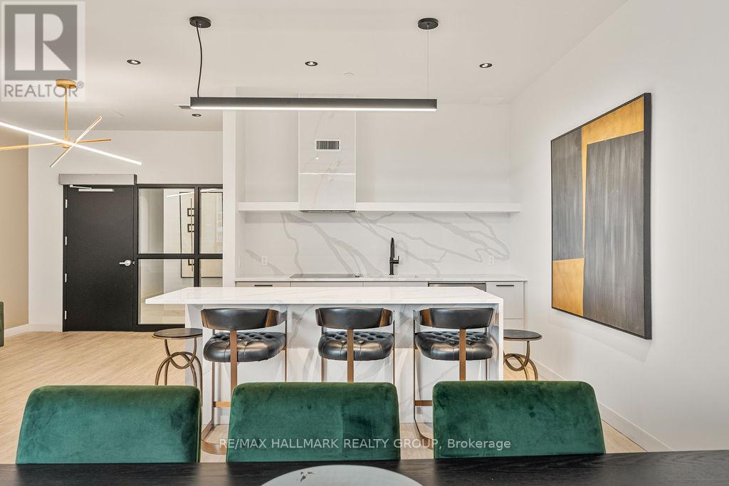 2102 - 180 George Street