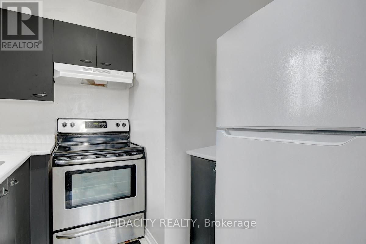 309 - 1490 Heron Road