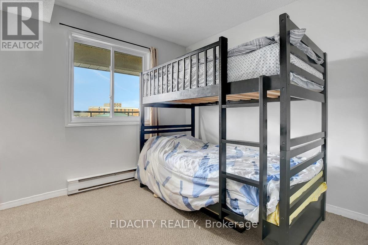 309 - 1490 Heron Road