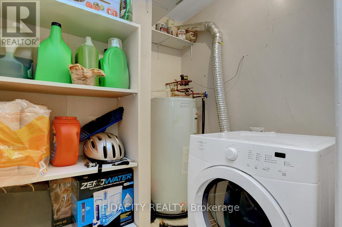 309 - 1490 Heron Road