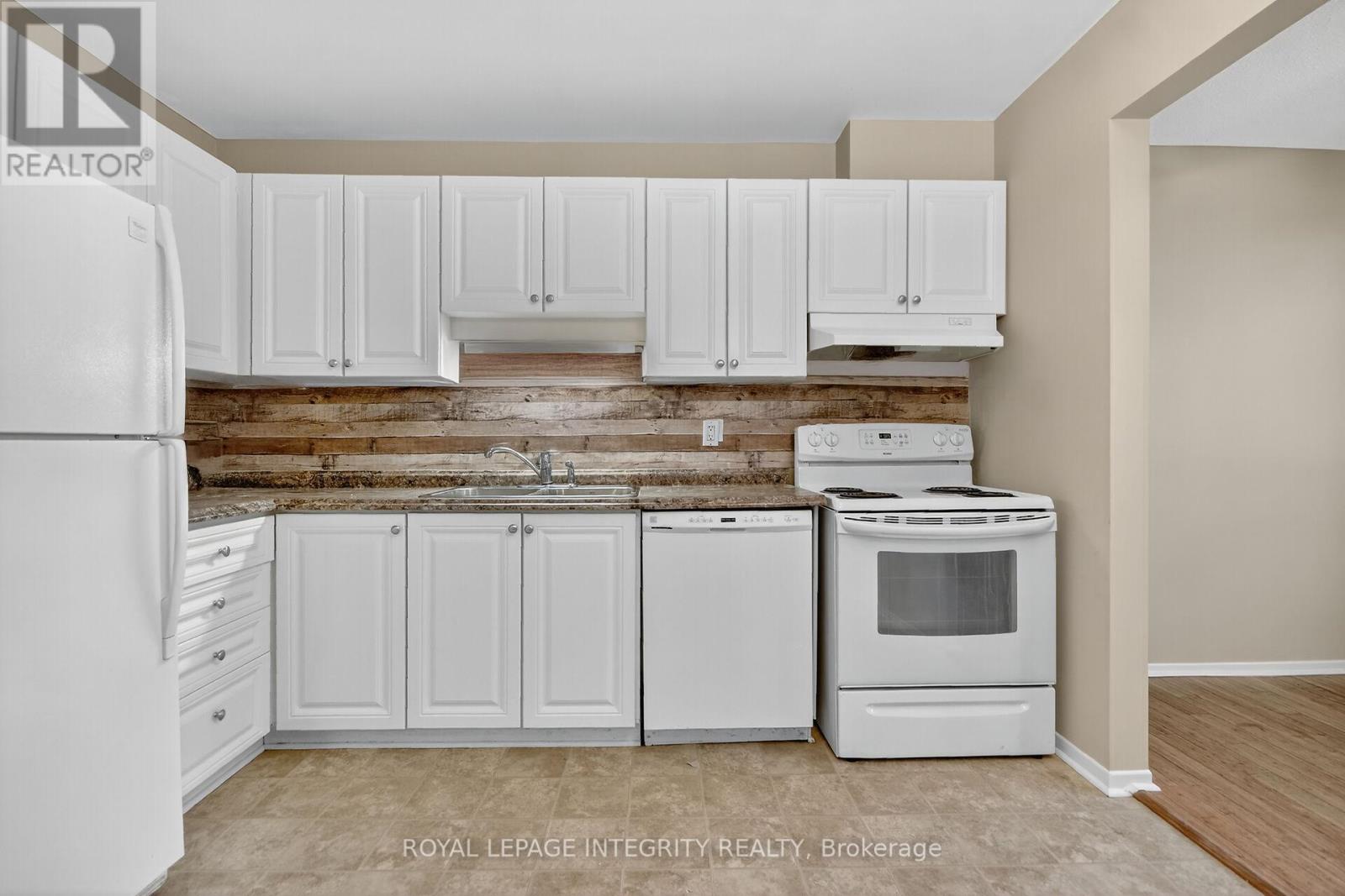 A - 214 Equestrian Drive N