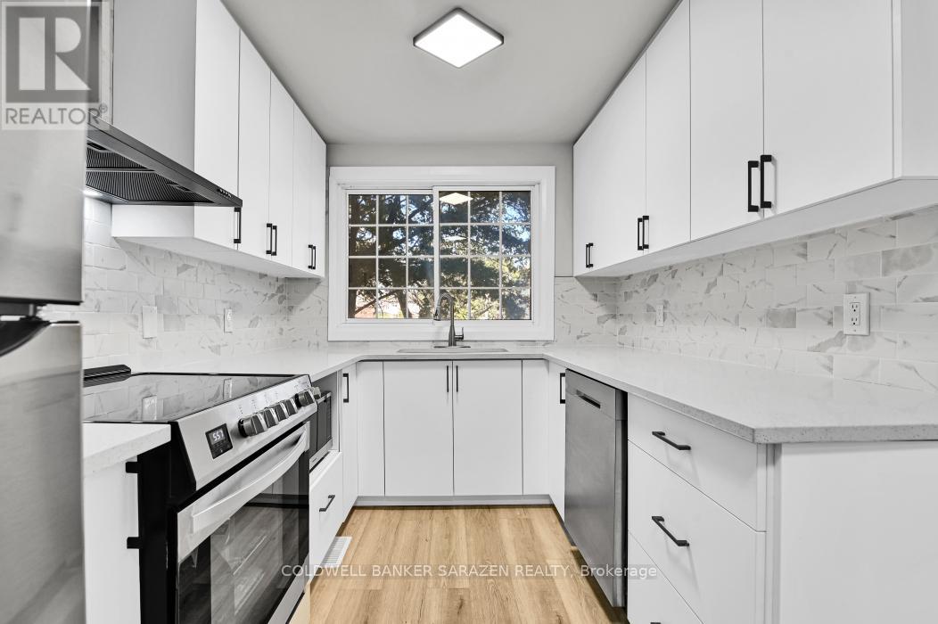 54 Greenboro Crescent