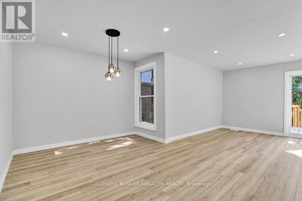 54 Greenboro Crescent