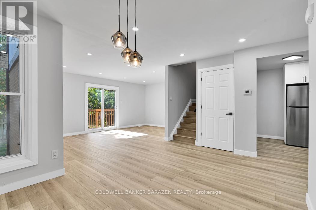 54 Greenboro Crescent