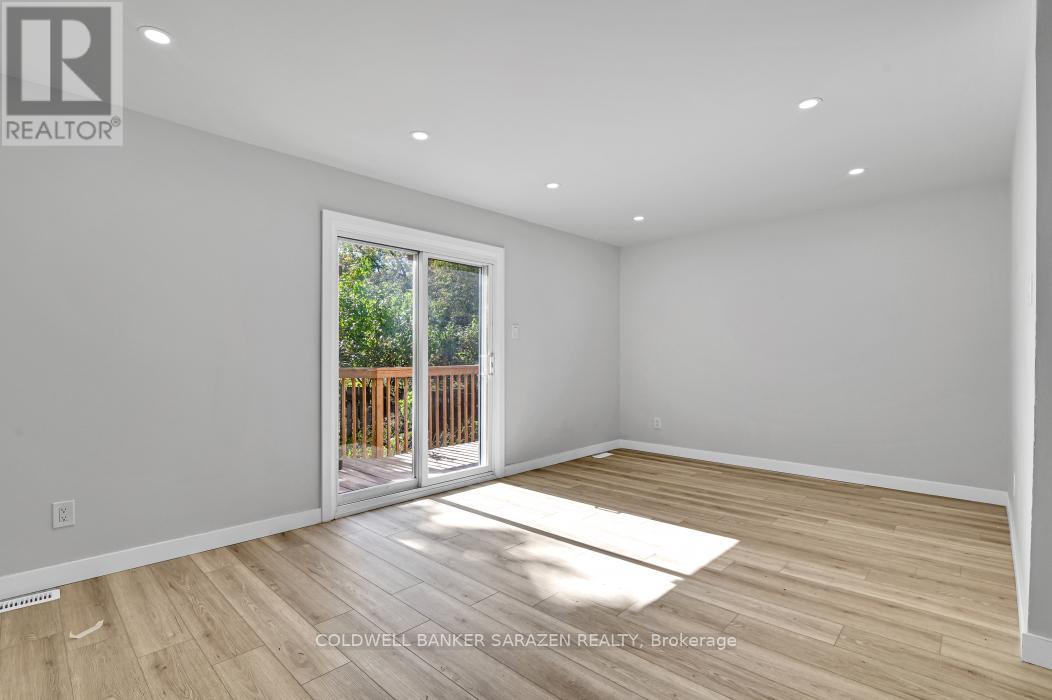 54 Greenboro Crescent