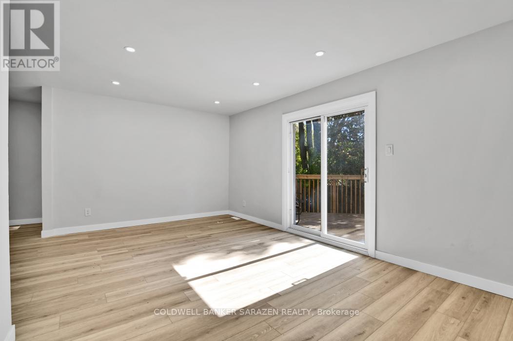 54 Greenboro Crescent