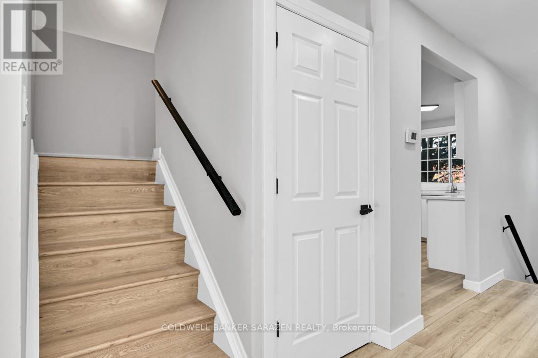 54 Greenboro Crescent