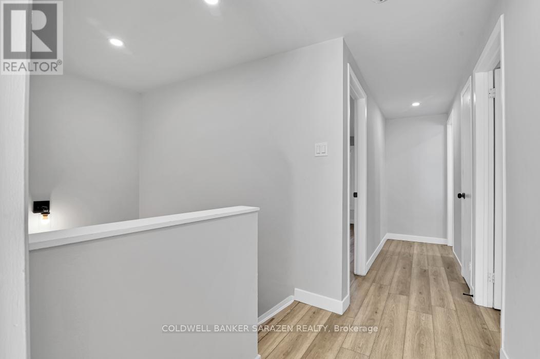 54 Greenboro Crescent