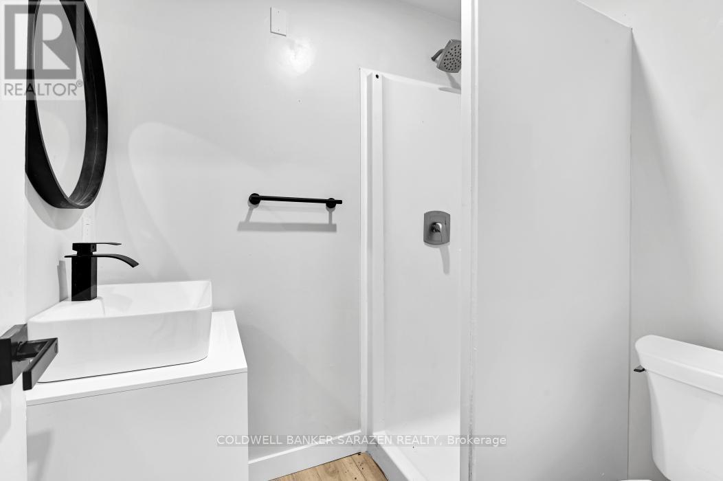 54 Greenboro Crescent