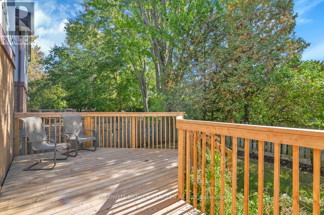 54 Greenboro Crescent