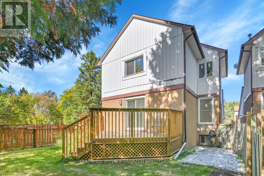 54 Greenboro Crescent