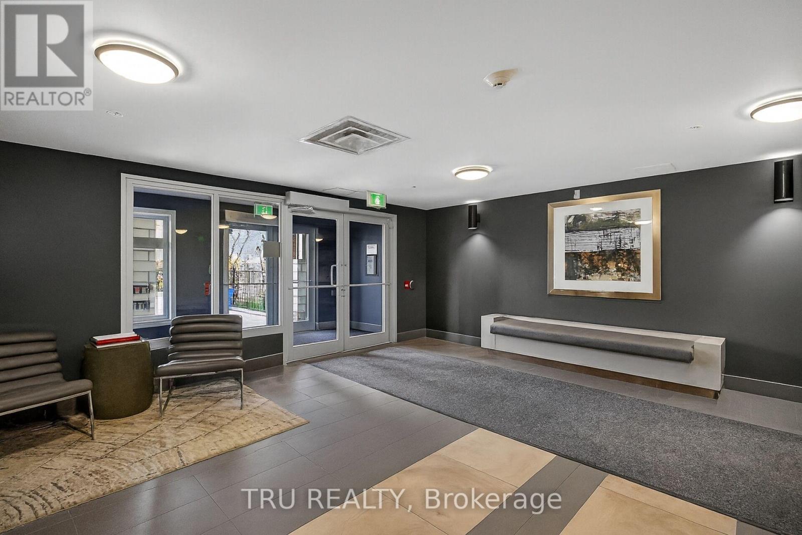 207 - 2785 Baseline Road S