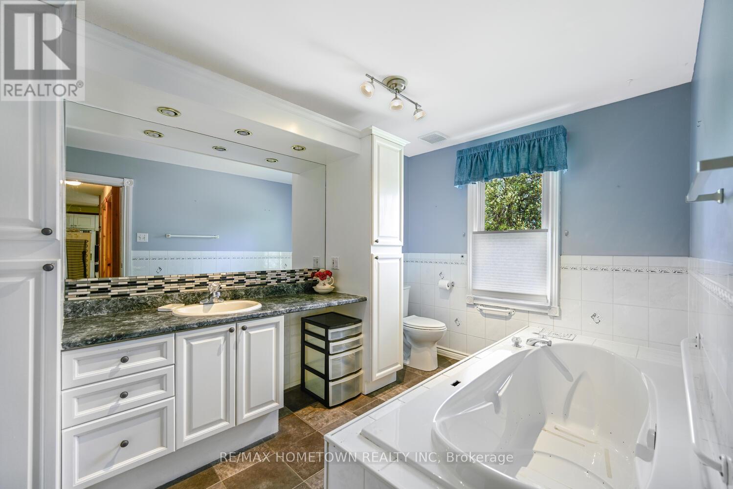 9 And 7 Richmond Street