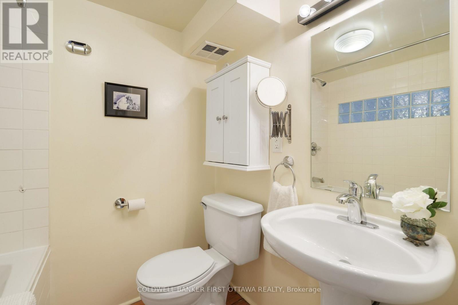 405 - 589 Rideau Street