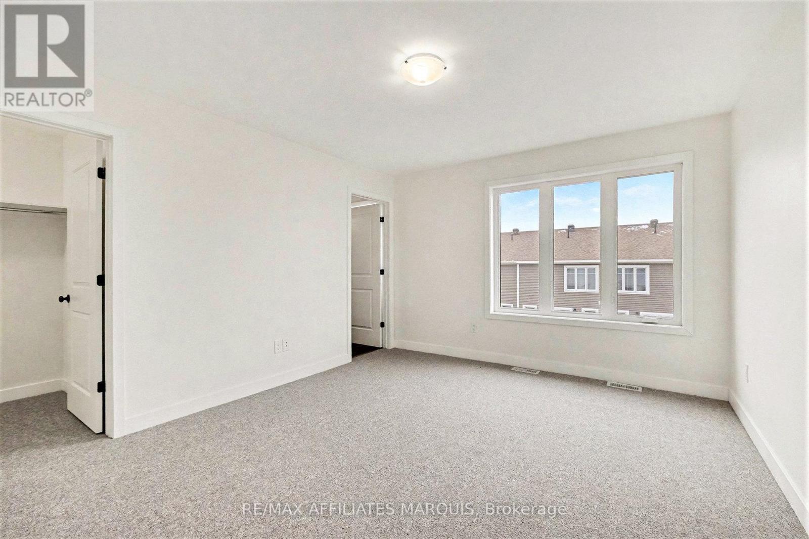 44 Whitcomb Crescent