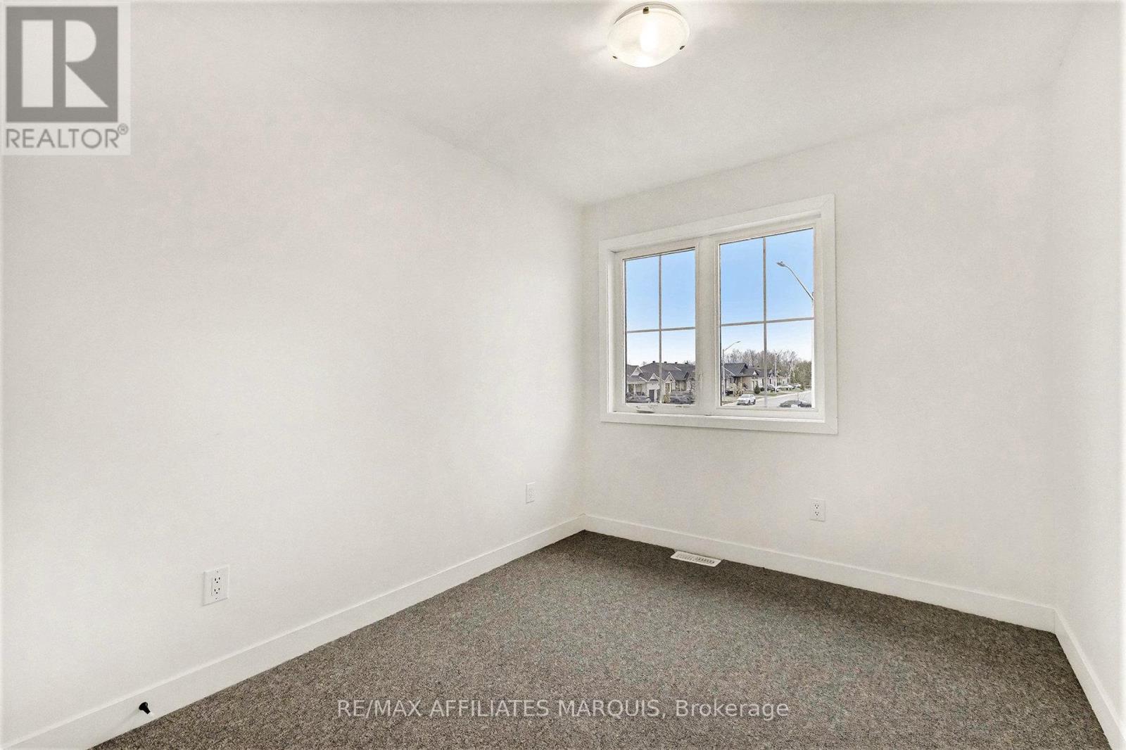 44 Whitcomb Crescent