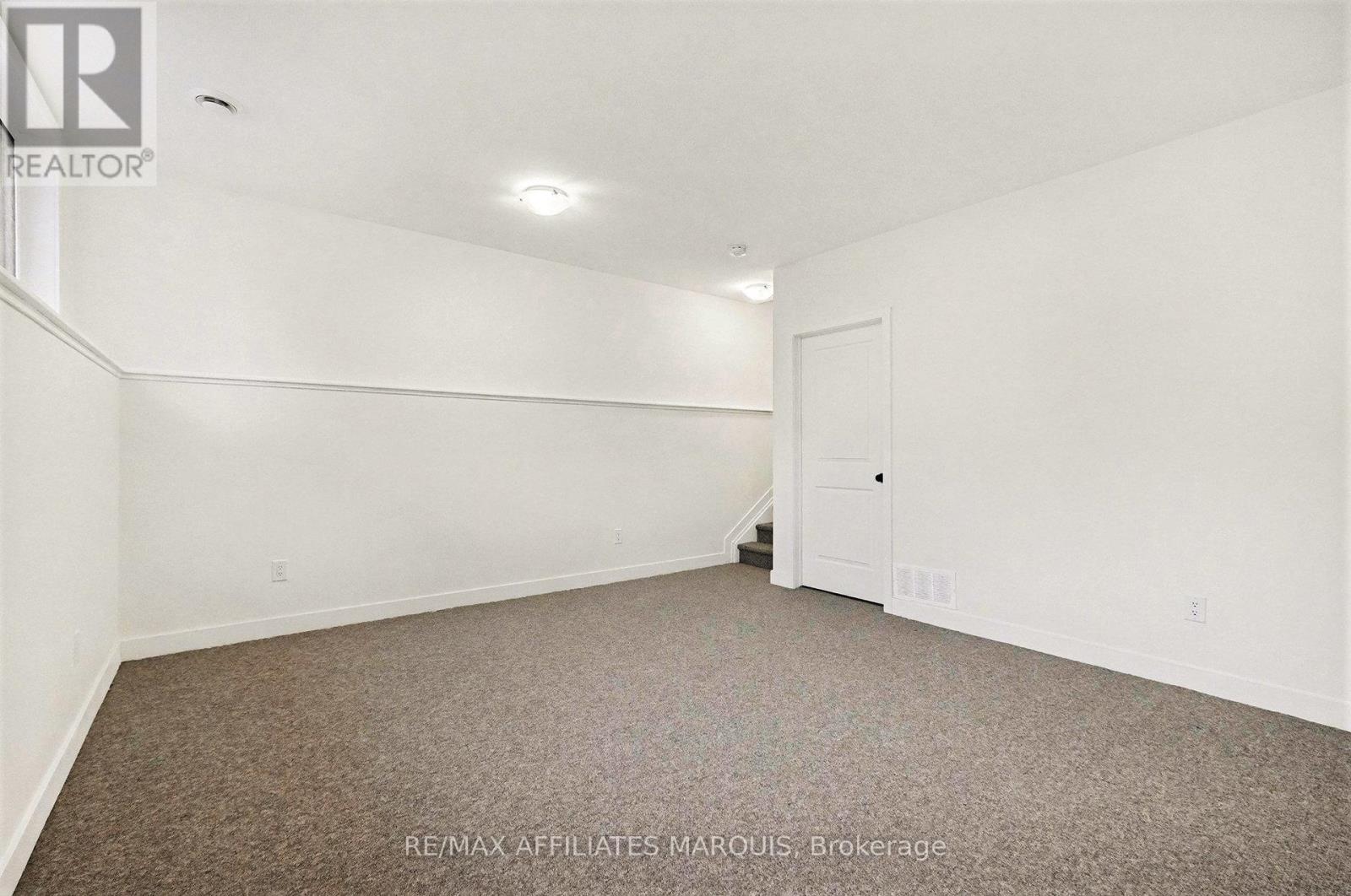 44 Whitcomb Crescent