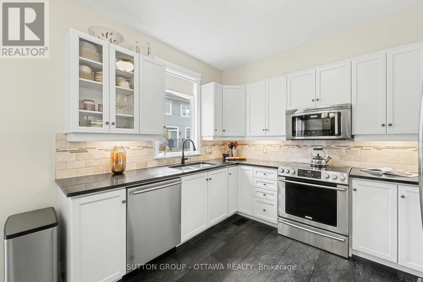 235 West Village Private