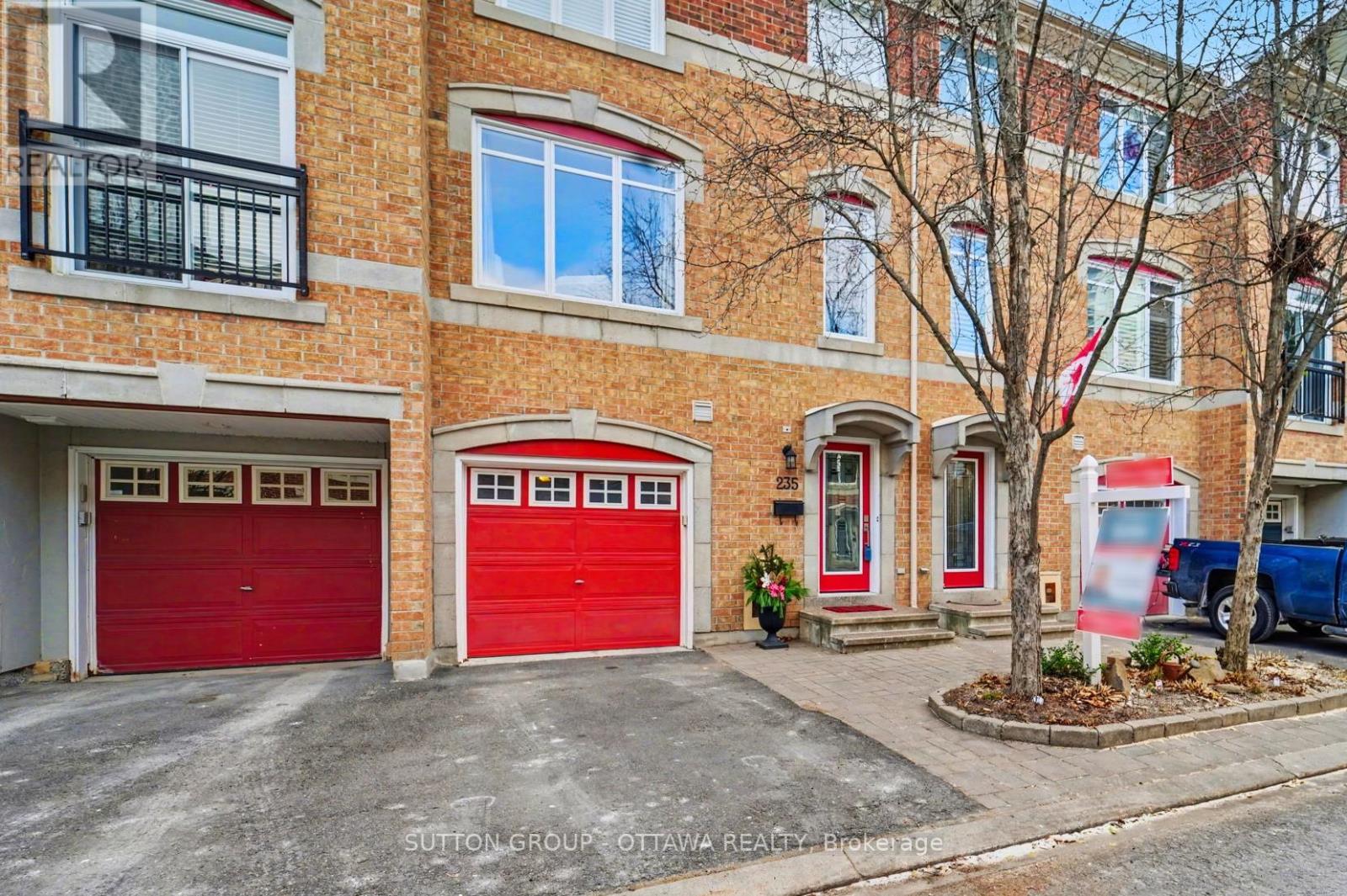 235 West Village Private