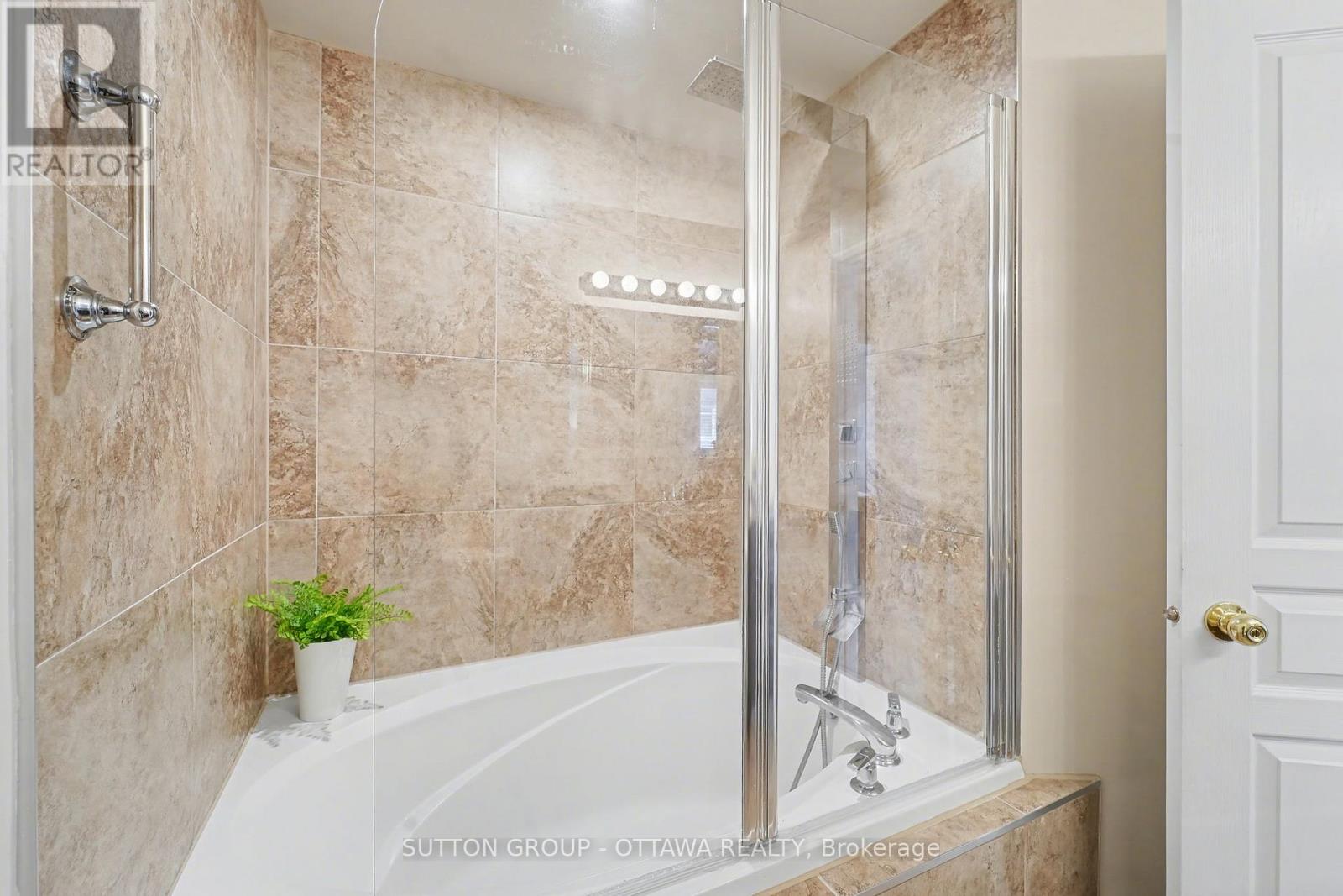 235 West Village Private