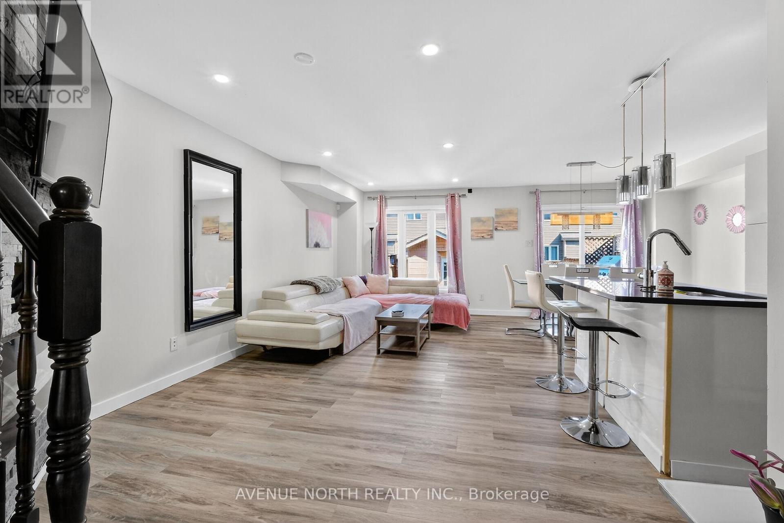 208 Kingswell Street