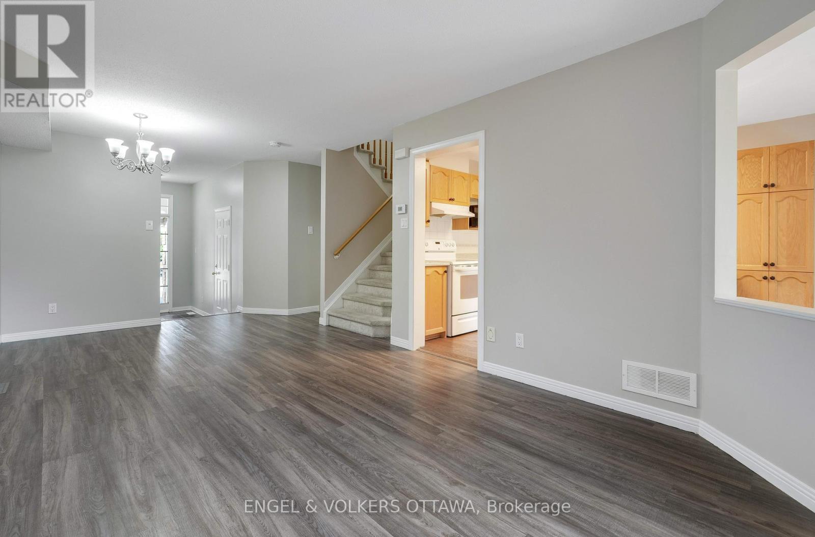 551 Wild Shore Crescent