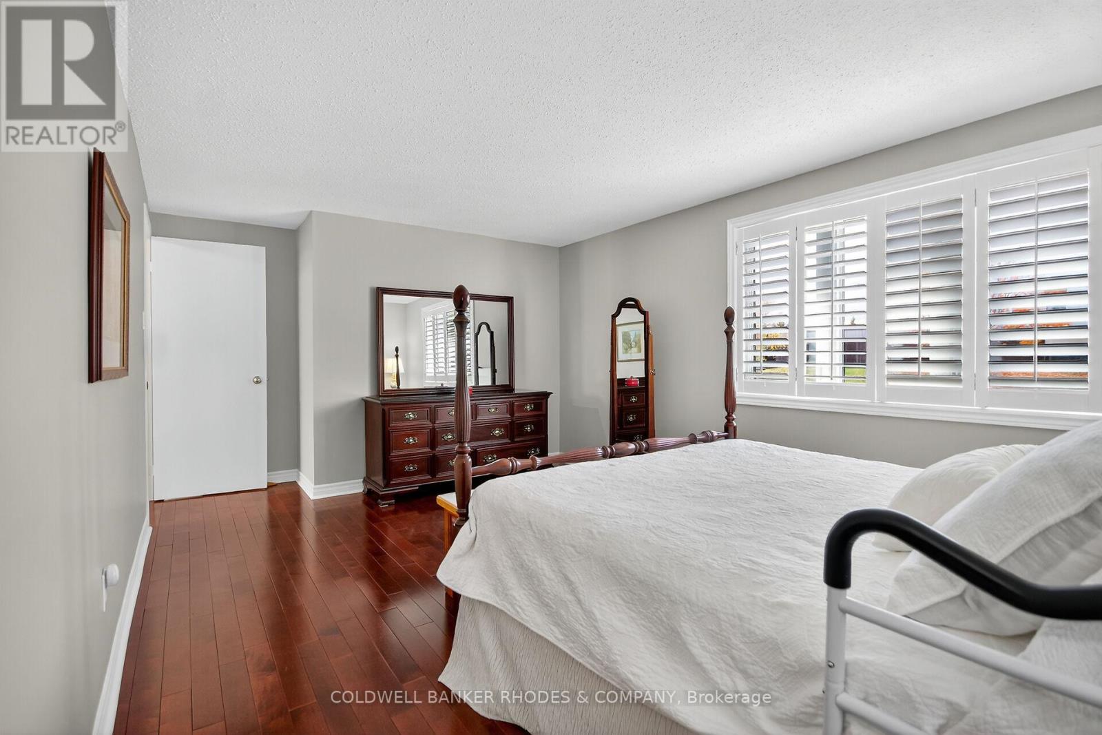 8 Confederation Private