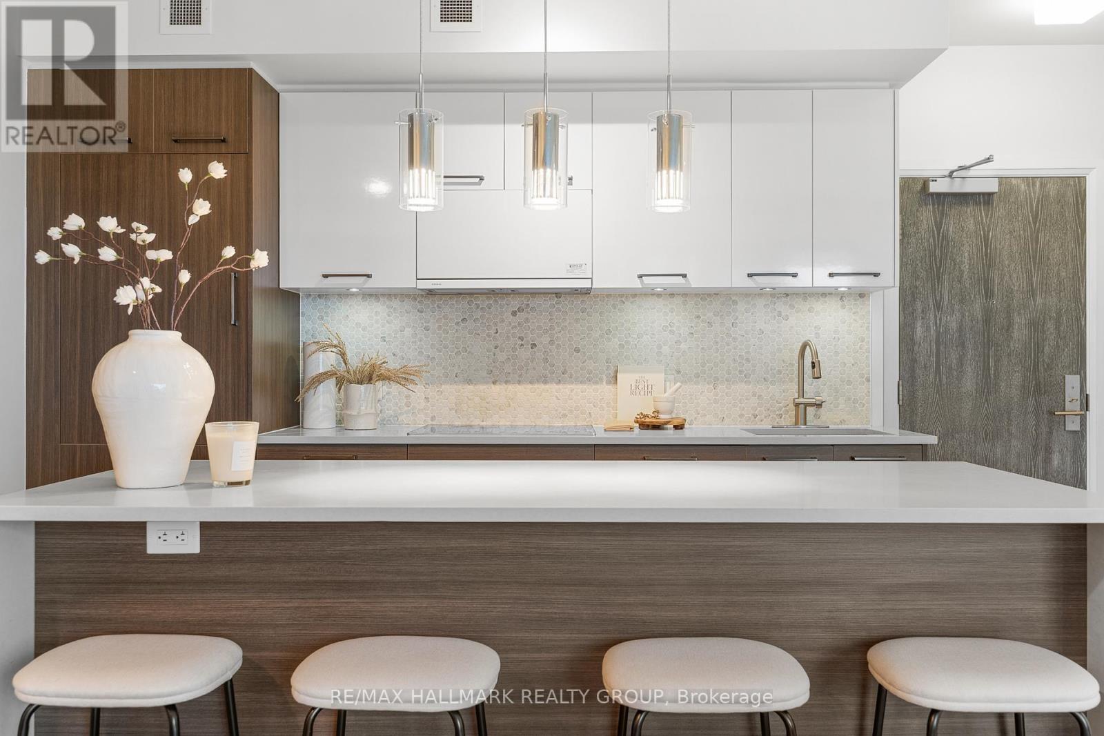 1007 - 428 Sparks Street