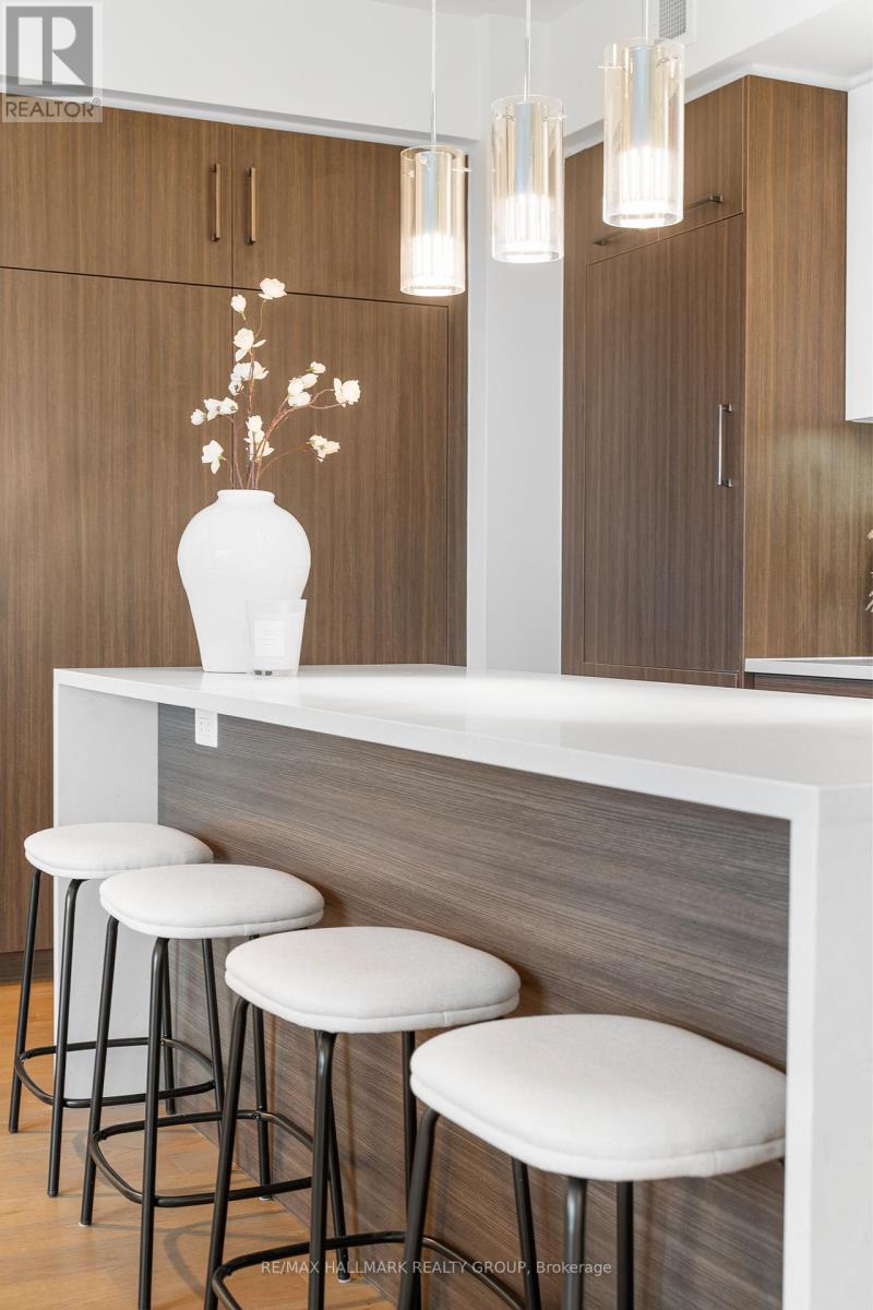 1007 - 428 Sparks Street