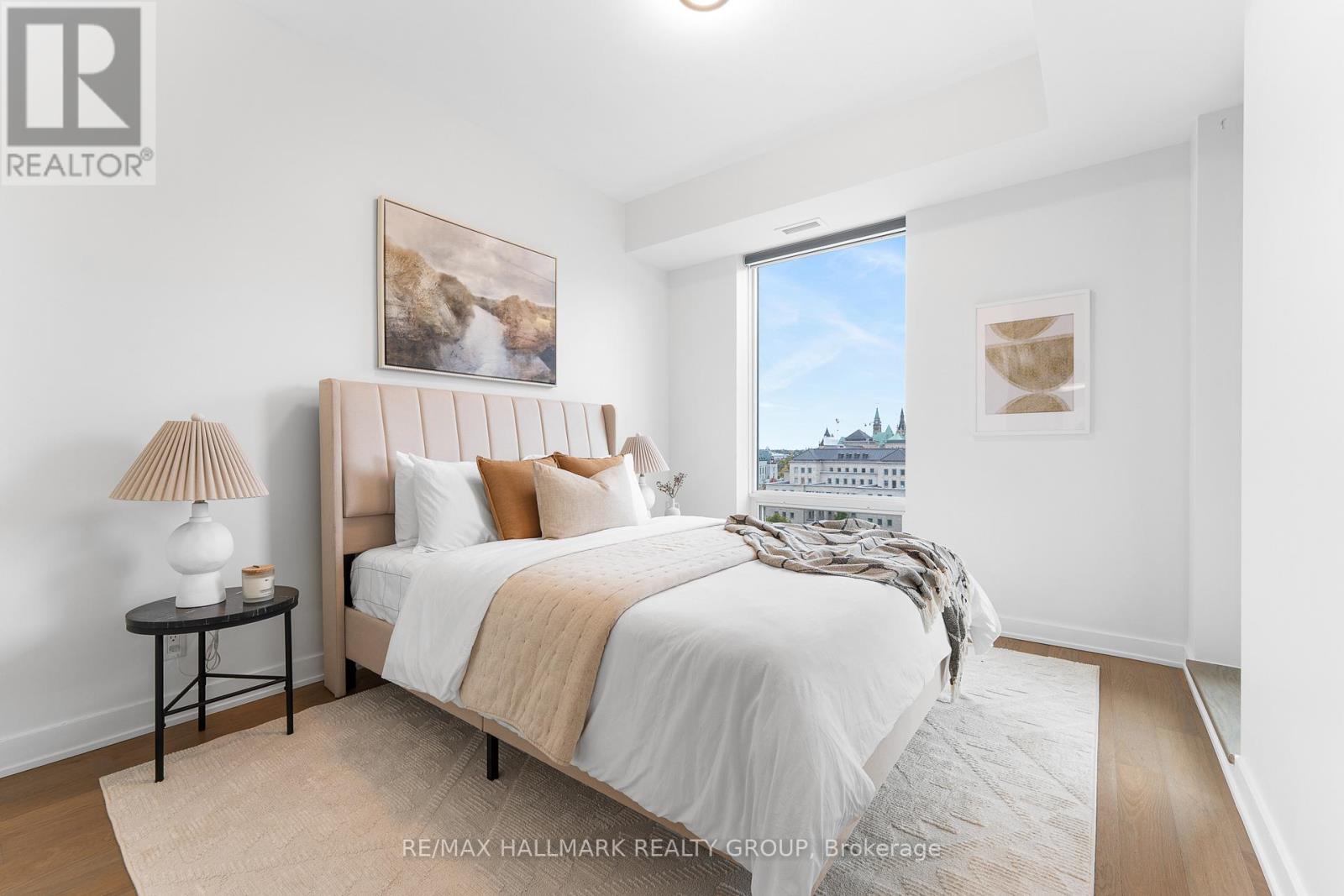 1007 - 428 Sparks Street