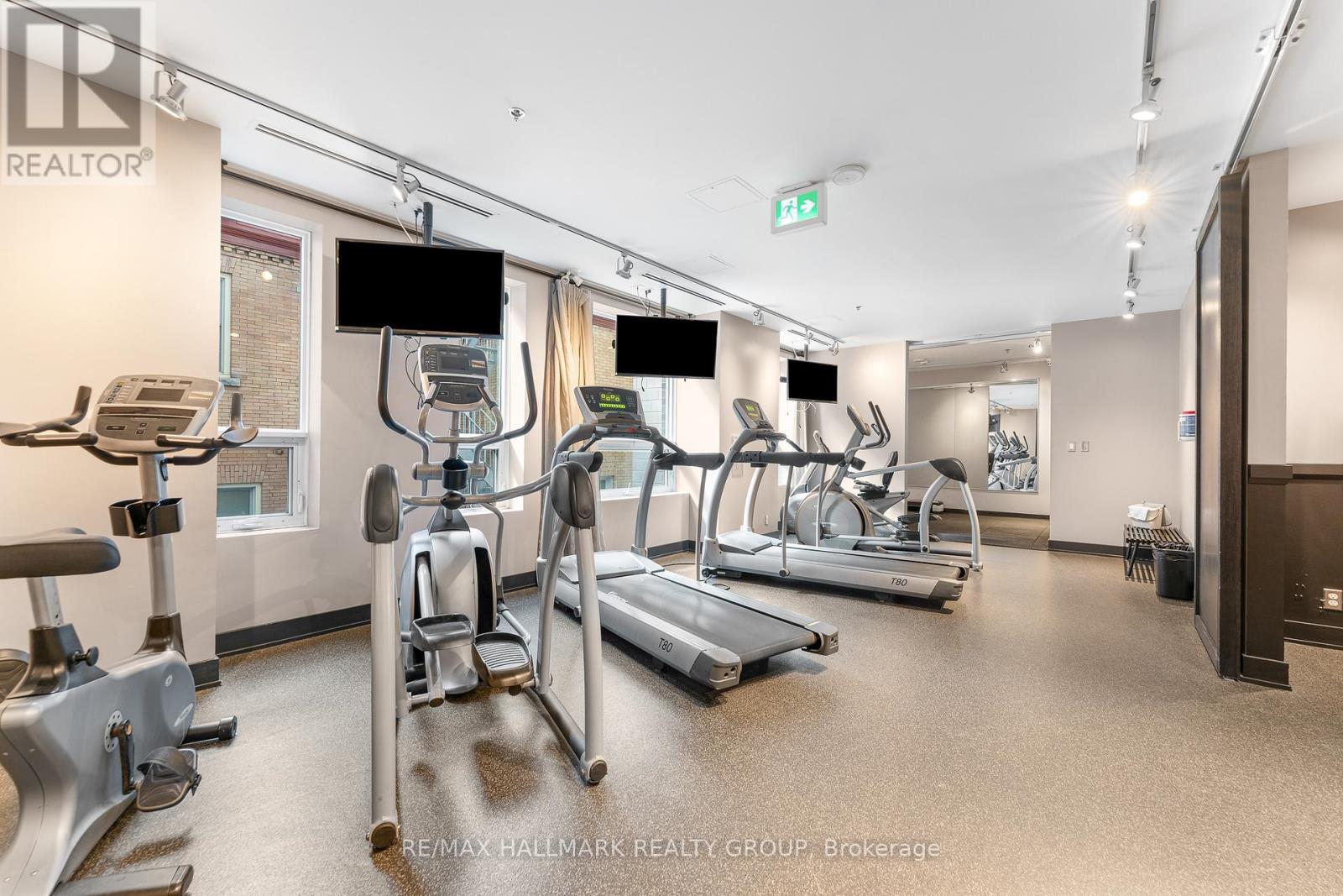 1007 - 428 Sparks Street