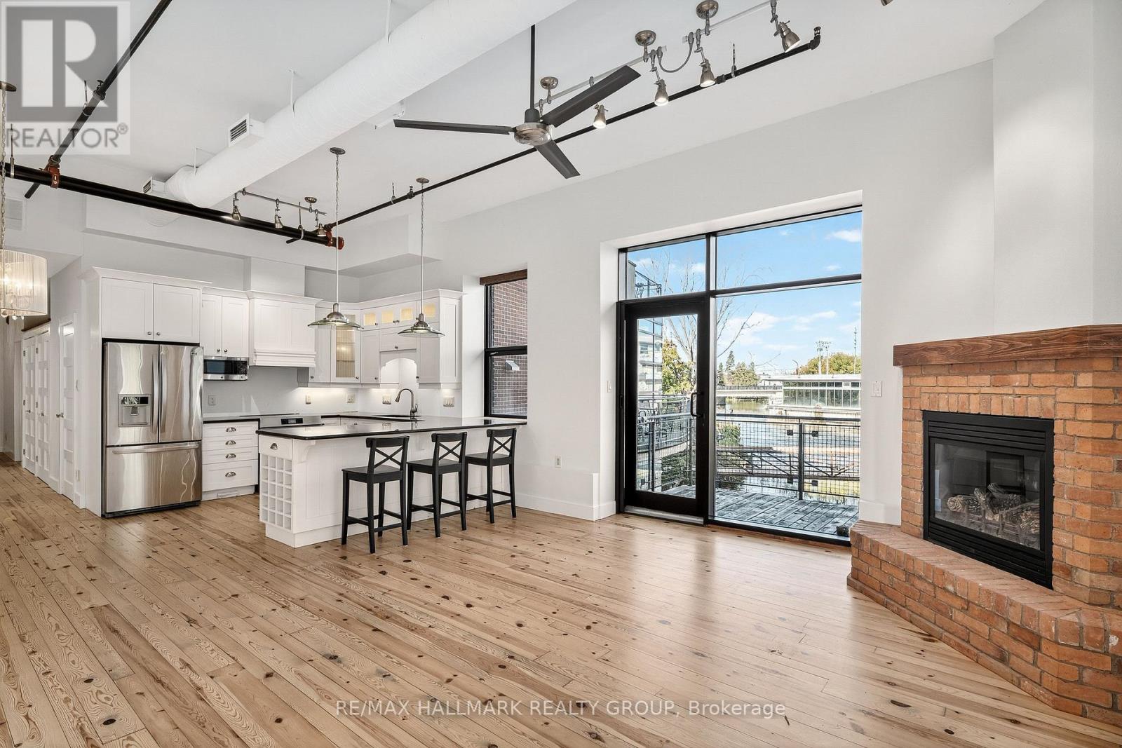 114 - 83 Little Bridge Street