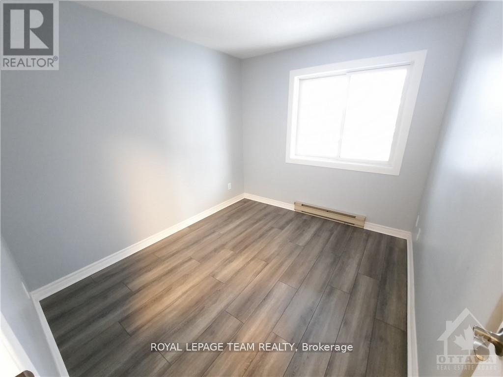 213 316 Lorry Greenberg Drive